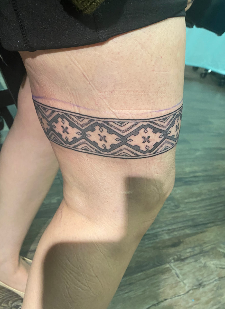 thigh band tattoos for girls