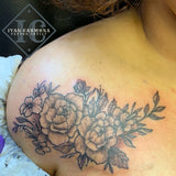 Floral Tattoo On The Clavicle With Black Line Work And Shading Tatuaje Floral En La Clavícula Con Líneas Negras Y Sombreado<br>