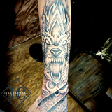Tribal Wolf Mandala Tattoo In Dot Work Style With Black And Gray Ink On The Hand And Forearm Tatuaje Tribal De Mandala De Lobo En Estilo Dot Work Con Tinta Negra Y Gris En La Mano Y El Antebrazo<br>
